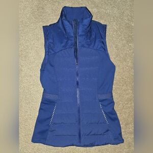 Lululemon Down for It All Vest Psychic Blue Size 4 RARE Color